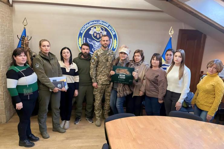 Родичі полонених зі Зміїного продовжують боротьбу за повернення захисників з полону